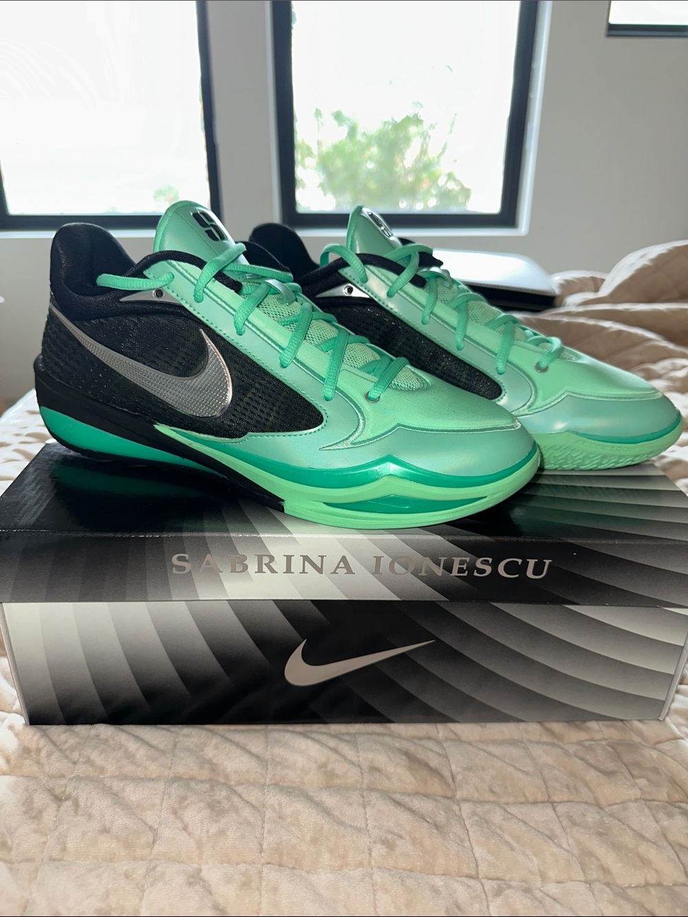 Nike Men’s Sabrina 4 - Green Glow